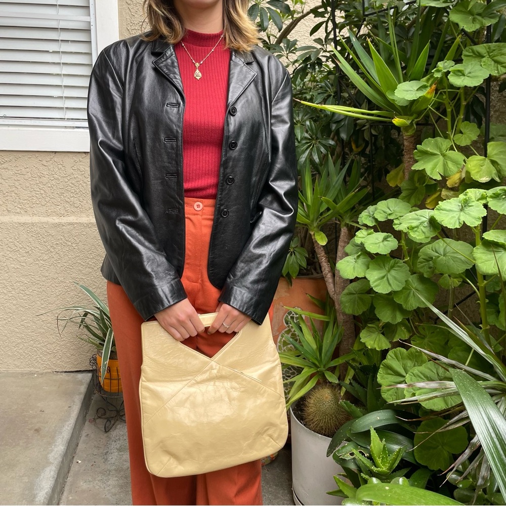 New vintage cream Hobo distressed leather bag
